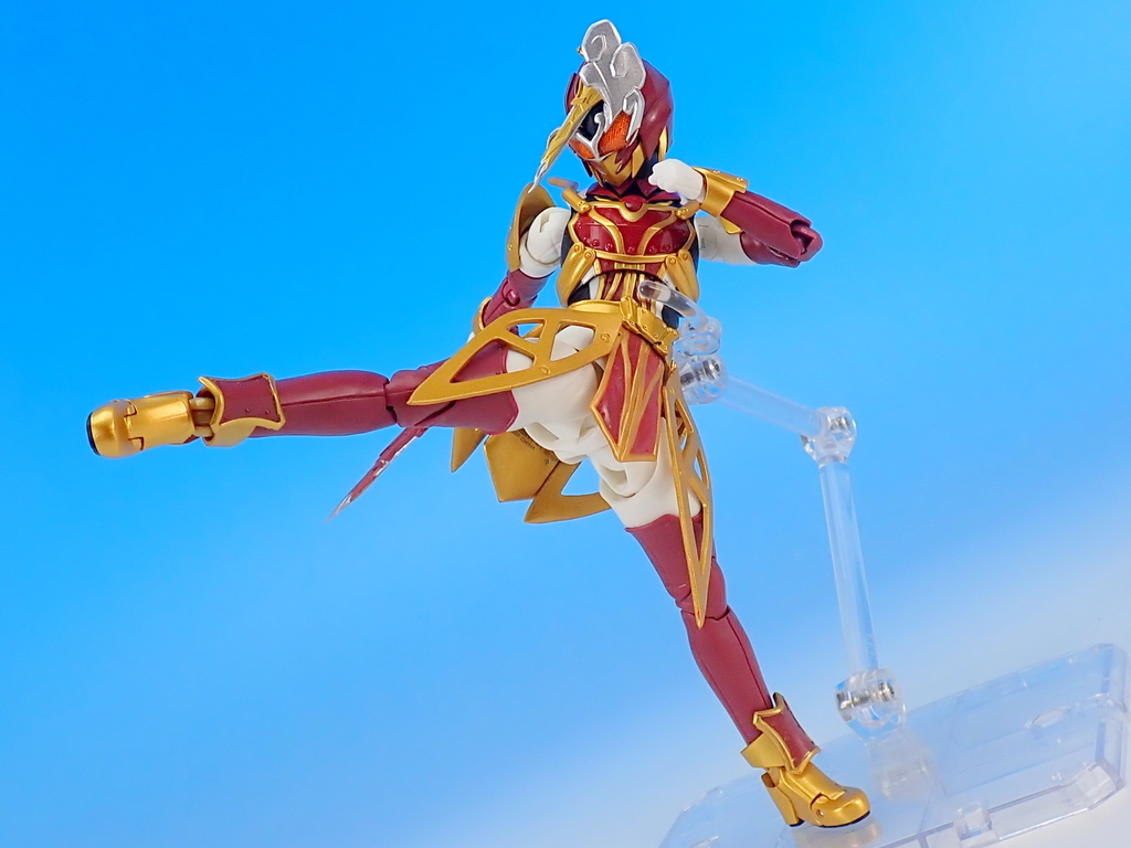 S.Hフィギュアーツ　サーベラ S.H.Figuarts 仮面ライダーサーベラ 昆虫大百科 で遊ぶ - YOの玩具箱