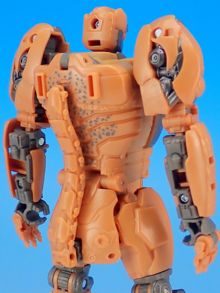 トランスフォーマー スタジオシリーズ SS-108 チーター で遊ぶ