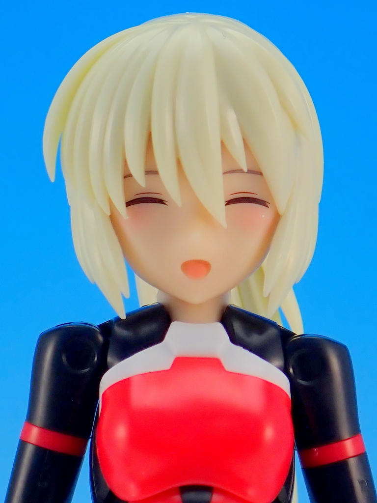 天使型アーンヴァル リペイントカラーバージョン 武装神姫 メガミデバイス メガミデバイス 武装神姫 天使型 アーンヴァル リペイントカラー
