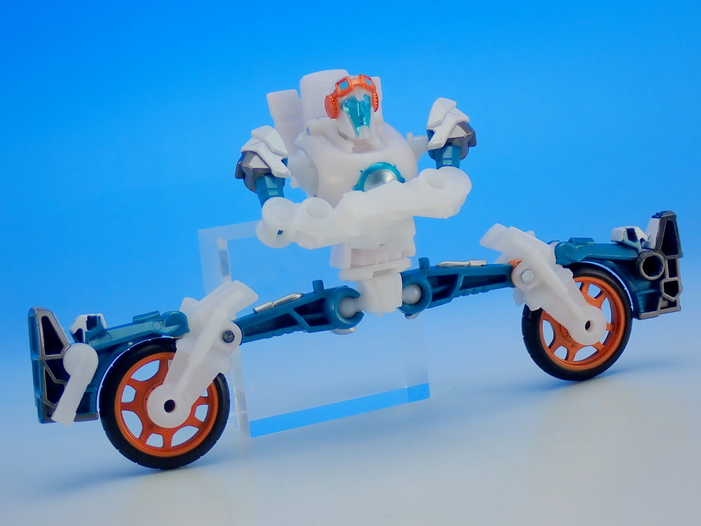 トランスフォーマー アーススパーク ESD-09 DX テランスラッシュ で