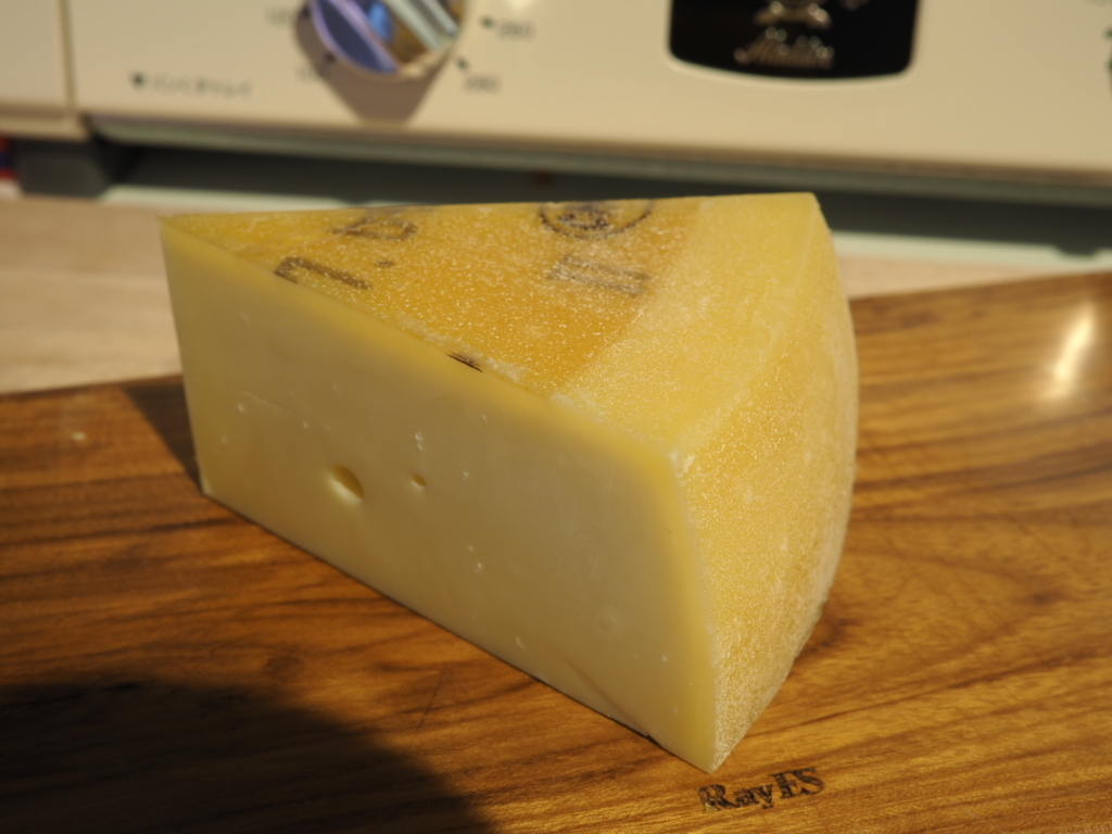 チーズ アッペンツェル エクストラ ブラックラベル ごはん ときどき C わりとてぃーぶれいく