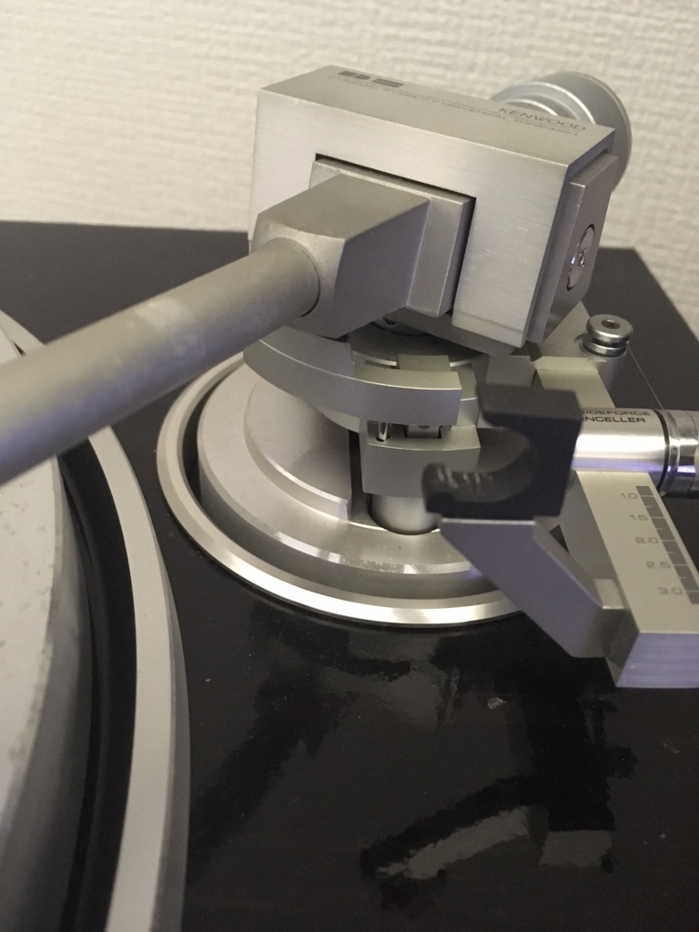 散財 古の銘器 Kenwood Kp 1100を導入 アナログプレーヤー初心者がレコード再生に挑む セッティング 再生編 うさぎ部屋でもイイ音で聴きたいんじゃ 散財 古の銘器 Kenwood Kp 1100を導入 アナログプレーヤー初心者がレコード再生に挑む セッティング 再生編 うさぎ部屋でもイイ音で聴きたいんじゃ