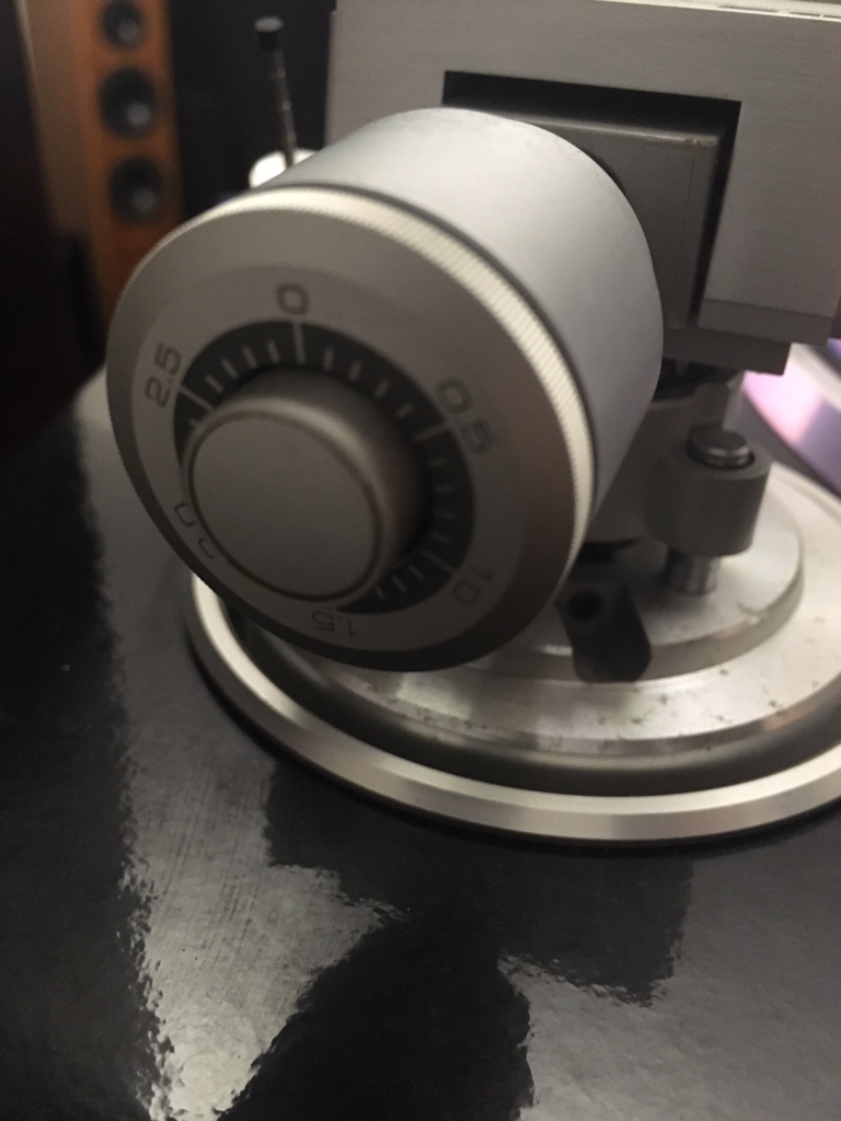 散財 古の銘器 Kenwood Kp 1100を導入 アナログプレーヤー初心者がレコード再生に挑む セッティング 再生編 うさぎ部屋でもイイ音で聴きたいんじゃ 散財 古の銘器 Kenwood Kp 1100を導入 アナログプレーヤー初心者がレコード再生に挑む セッティング 再生編 うさぎ部屋でもイイ音で聴きたいんじゃ