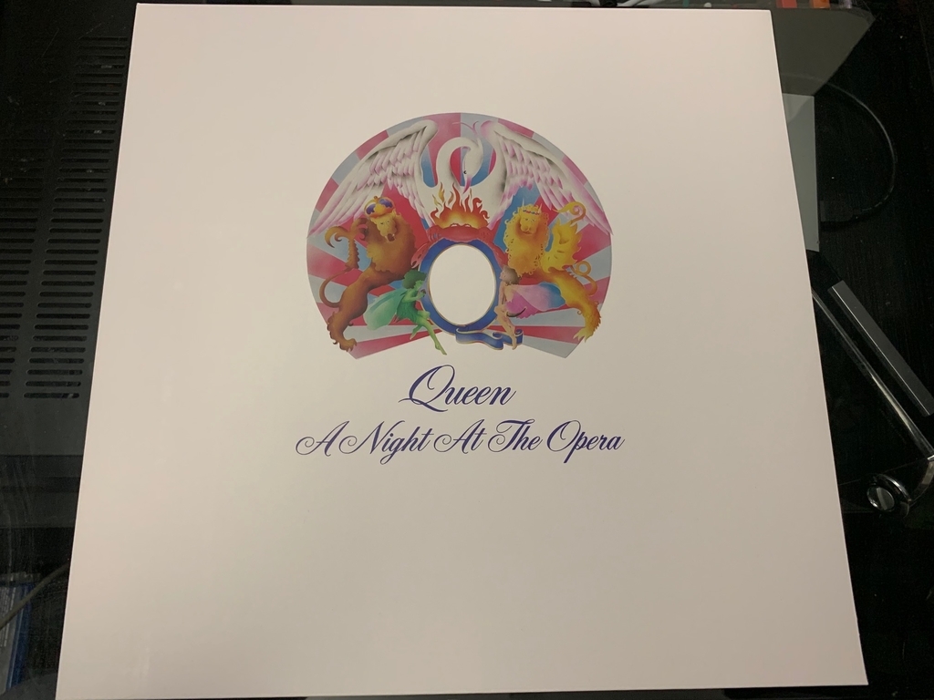 デアゴスティ〜ニ ♪ でQueenを聴〜く ♪ (オペラ座の夜 / A