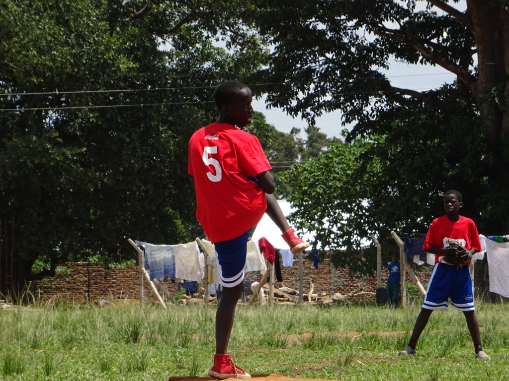 f:id:UgandaBaseball2nd:20170423143014j:plain f:id:UgandaBaseball2nd:20170423143014j:plain