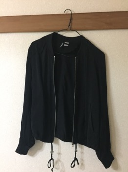 ミニマリストブルゾン