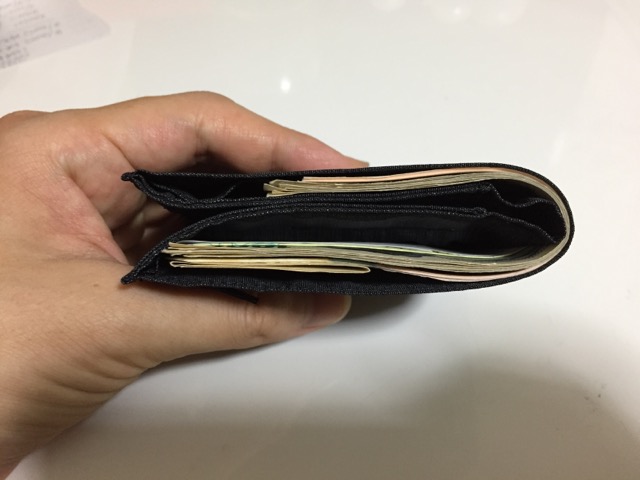 薄い財布 二つ折り レディース(妻)