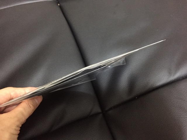 薄い財布 メンズ 二つ折り