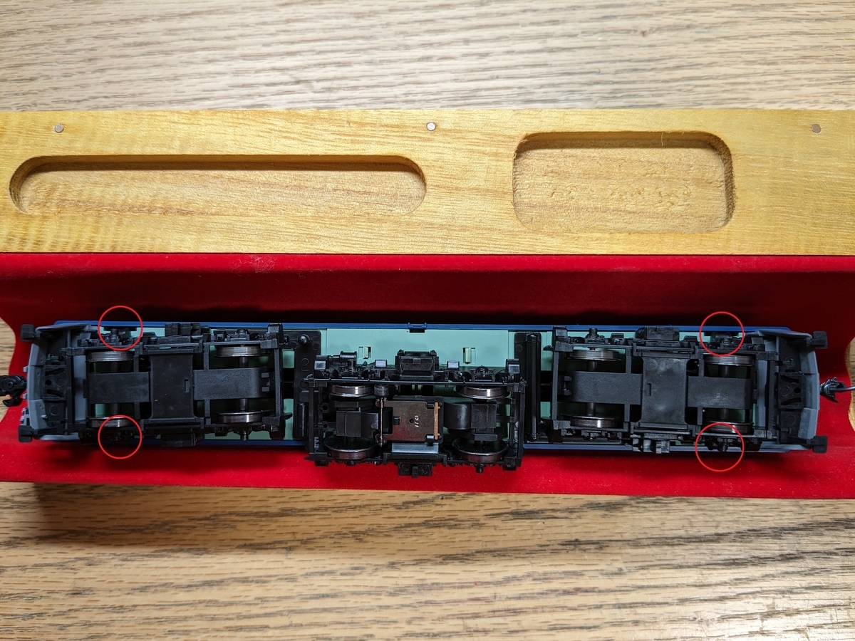 TOMIXの電気機関車の台車の分解方法（16番・HOゲージ） - Underber_Yuba