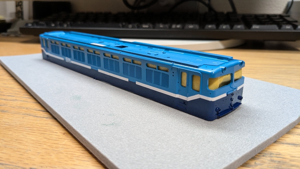 KATOのEF81(1-322)から408号機（貨物試験色）を作る(1)