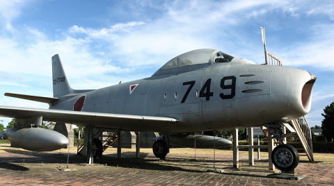 昭和の文机 静岡県】磐田市竜洋袖浦公園のF-86F - 用廃機ハンターが行く！