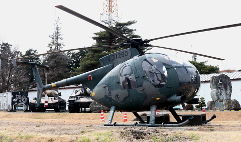 群馬県】陸自 相馬原駐屯地のOH-6D - 用廃機ハンターが行く！