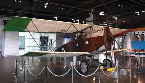 静岡県】空自 浜松広報館（その2、屋内展示機） - 用廃機ハンターが行く！