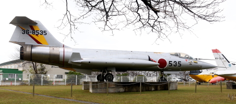 宮崎県】空自 新田原基地の展示機 - 用廃機ハンターが行く！