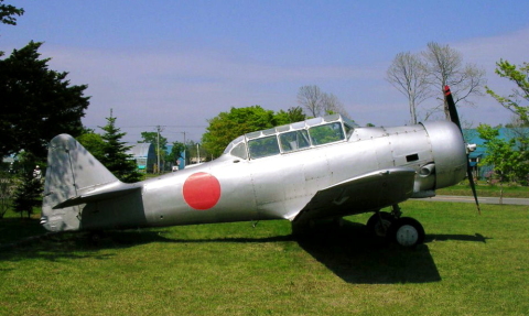 航空自衛隊 T-6の展示機 - 用廃機ハンターが行く！