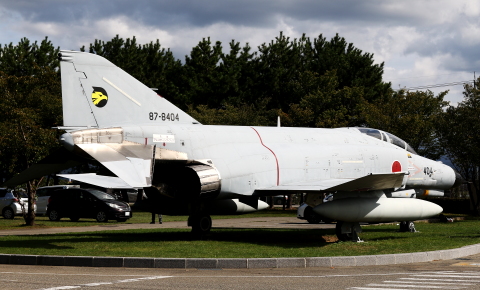 航空自衛隊 F-4ファントムIIの展示機 - 用廃機ハンターが行く！