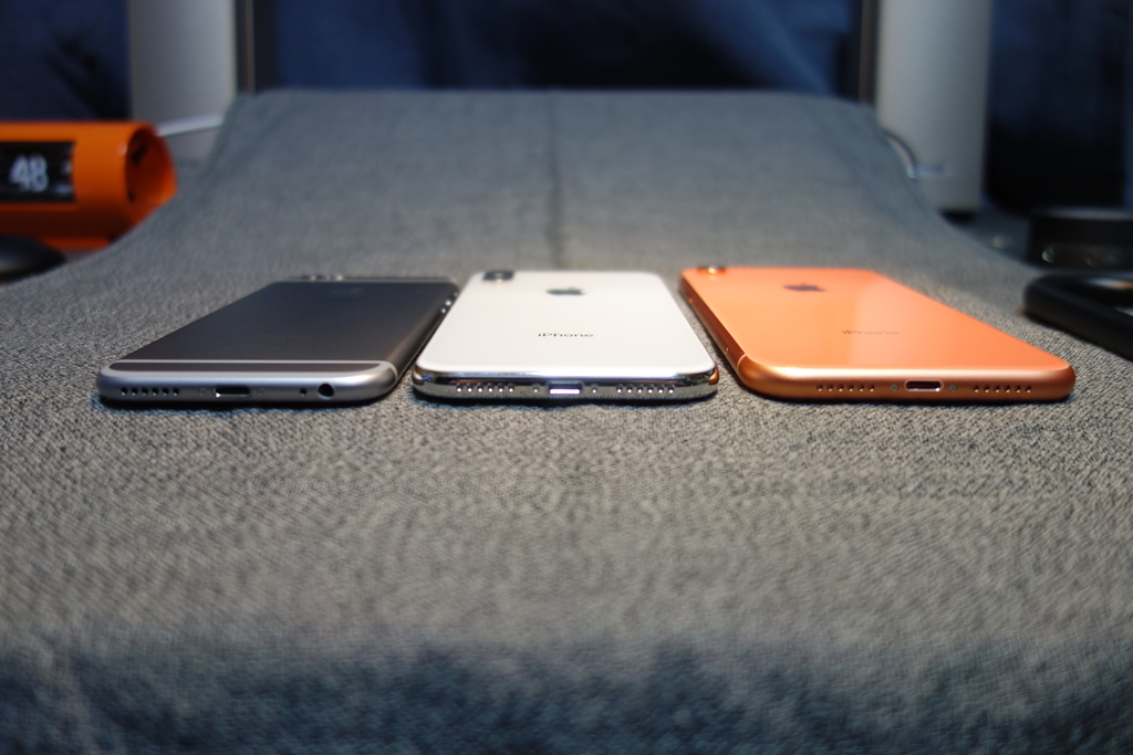 iPhone XR（コーラル）を開封&レビューしますの！--iPhone XやiPhone