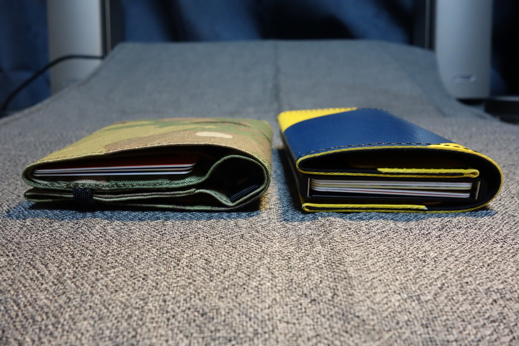 F705 SECRID × FREITAG」レビュー！～カードが綺麗に並ぶ