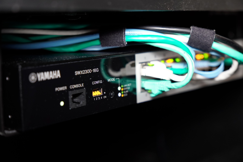 SWX2300-10