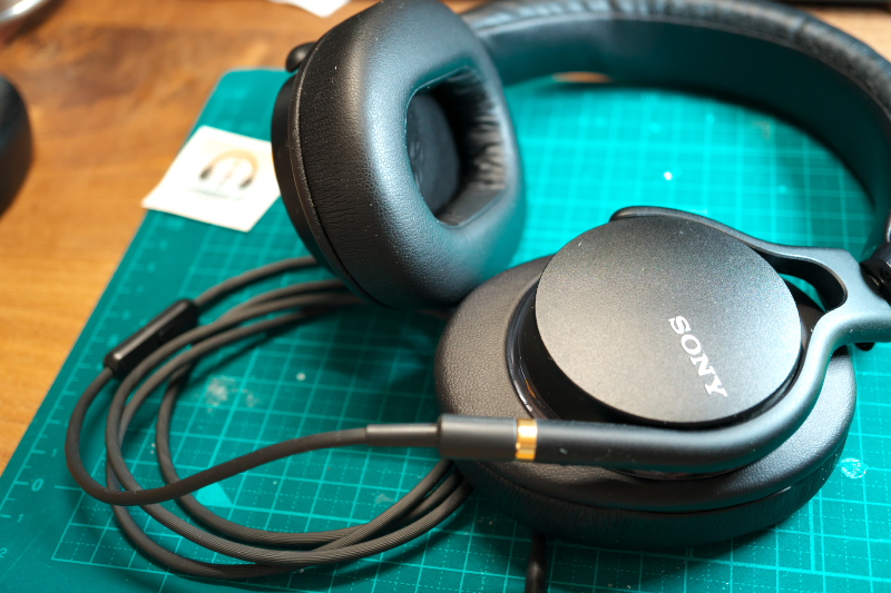 SONY のヘッドホン「MDR-1AM2」のイヤーパッドを交換！ - （新