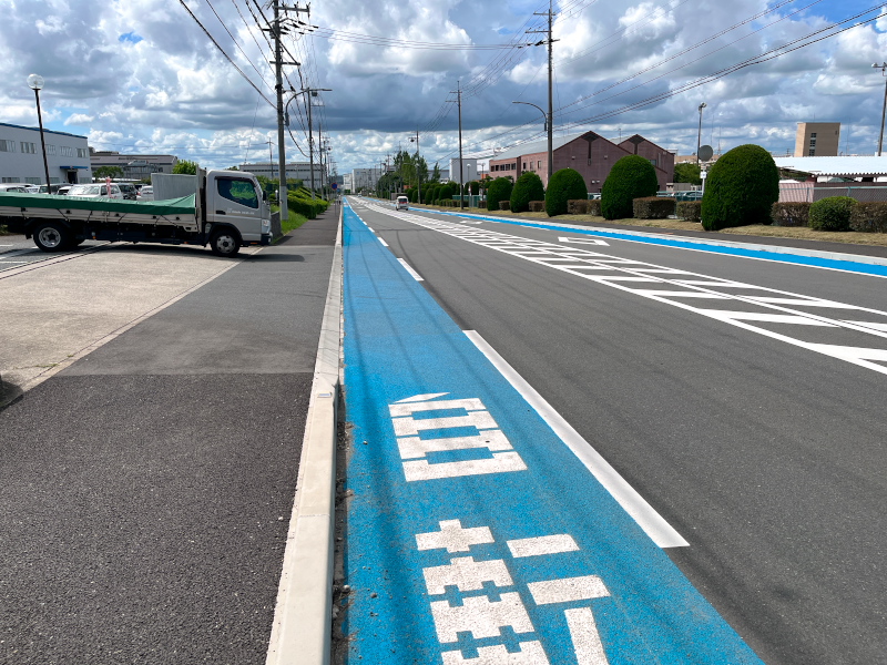 三木市の自転車レーン