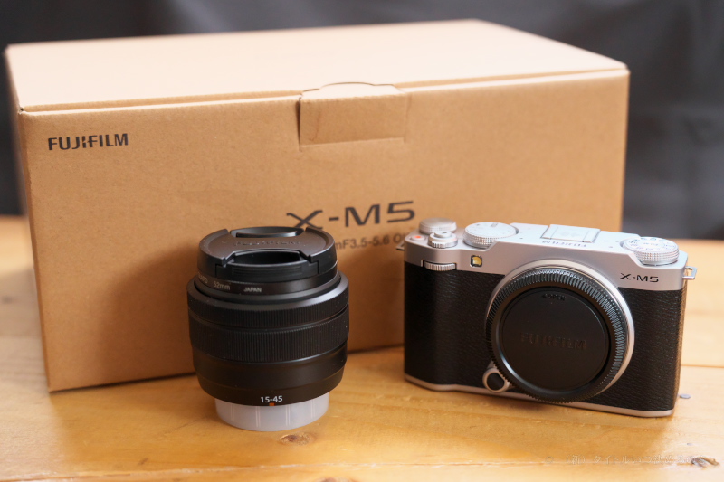 FUJIFILM「X-M5 / XC15-45mm F3.5-5.6 OIS PZ レンズキット