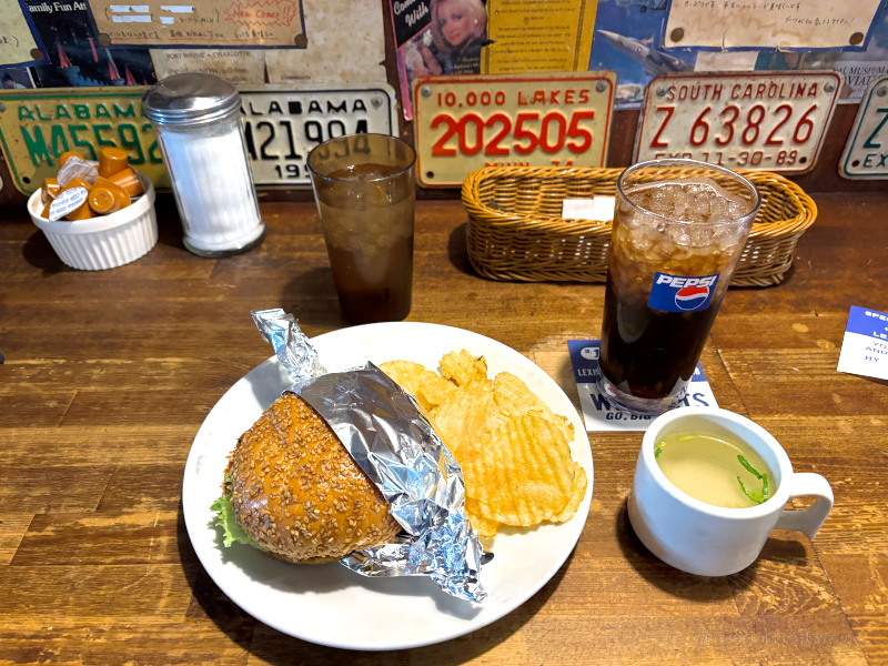 U・K WILDCATS CAFE -19