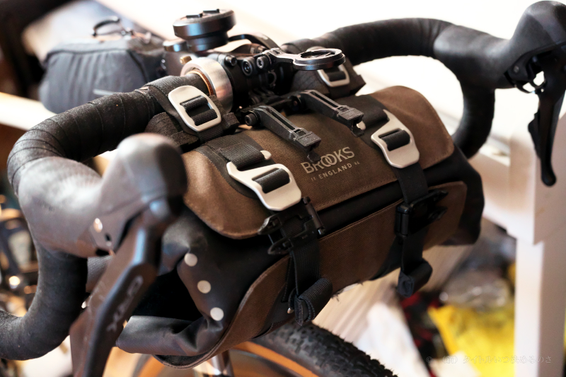 Rapha（ラファ）のバーバッグをレビュー！ ～ お洒落でちょうどいい