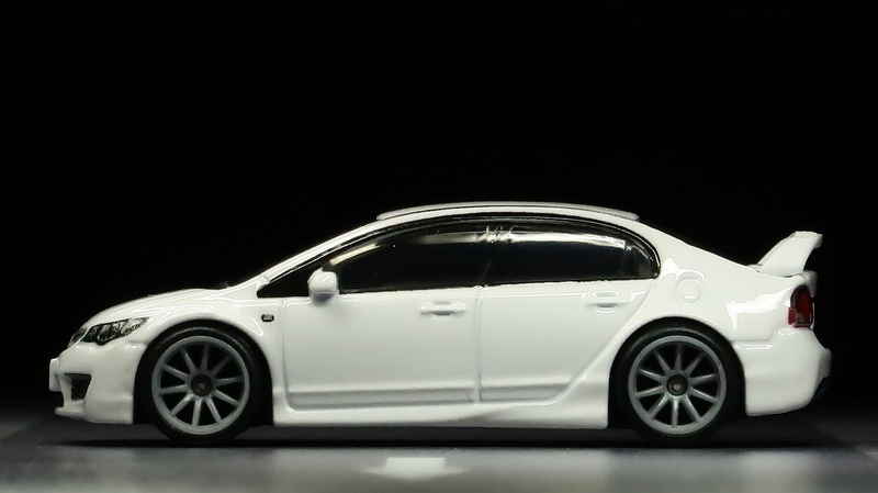 ミニカー Hot Wheels Premium 2007 Honda Civic Type ミニカーレビュー】 Hotwheels Ronin Run II - `07 Honda Civic Type R