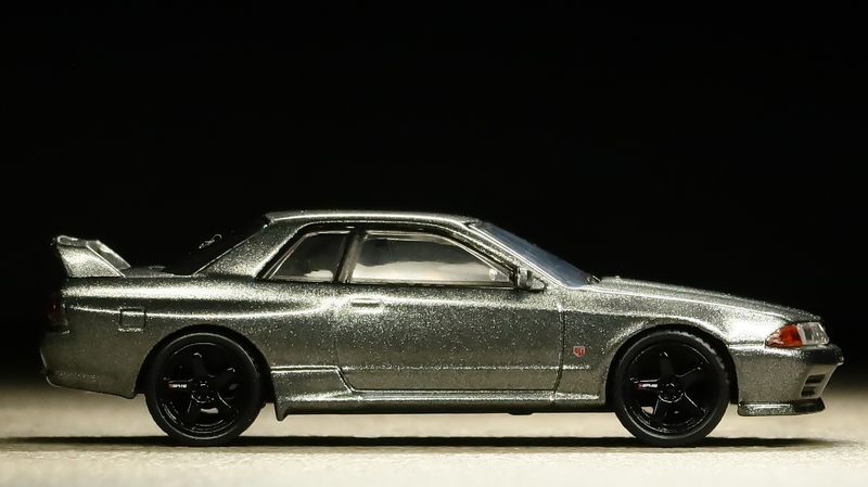 ミニカーレビュー】 Mini GT 1/64 - Nissan Skyline GT-R Nismo BNR32