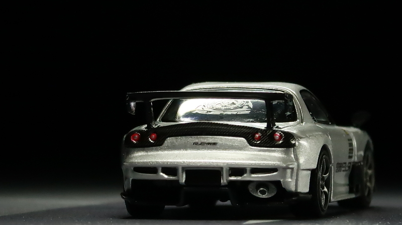 ミニカーレビュー】 Mini GT 1/64 - Mazda RX-7 RE-Amemiya (FD3S