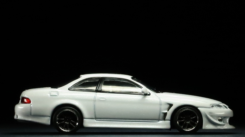 ミニカーレビュー】 Tarmac Works 1/64 - Vertex Toyota Soarer JZZ30