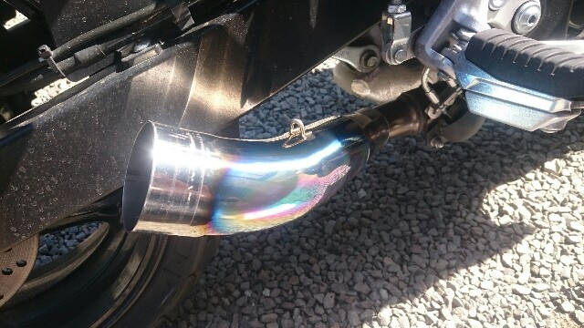 gsr750 mivv チタニウムツインマフラー　中間パイプ無しで取り付け可能 gsr750 mivv チタニウムツインマフラー 中間パイプ無しで
