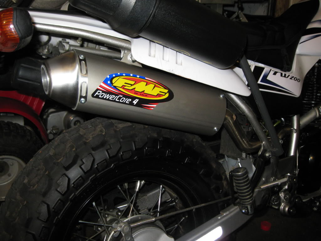 YAMAHA TW200 寄せ付け