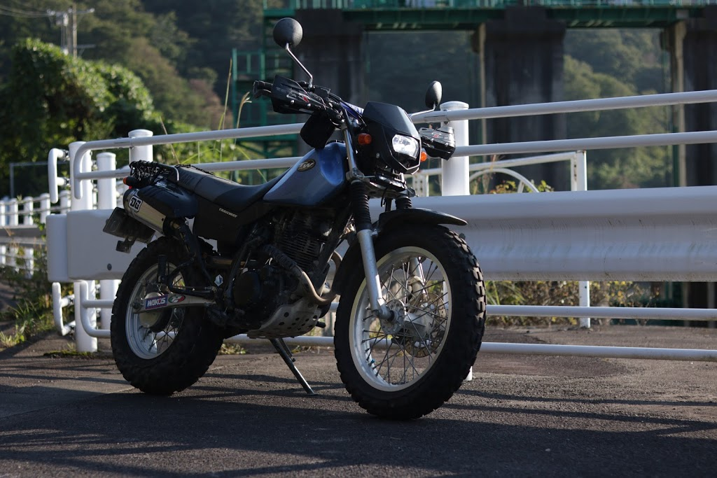 TW200 エンジンセル1発　錆あり　ですが調子良いです！ TW200 エンジンセル1発 錆あり ですが調子良いです！ TWのセルが