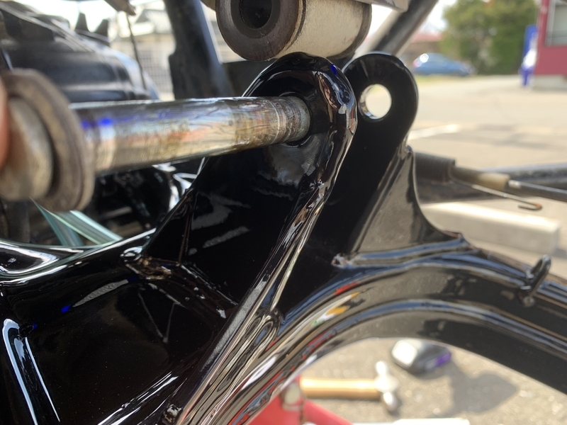 TW200に80mmワンオフロングスイングアームを取り付けた - 鈍速巡航