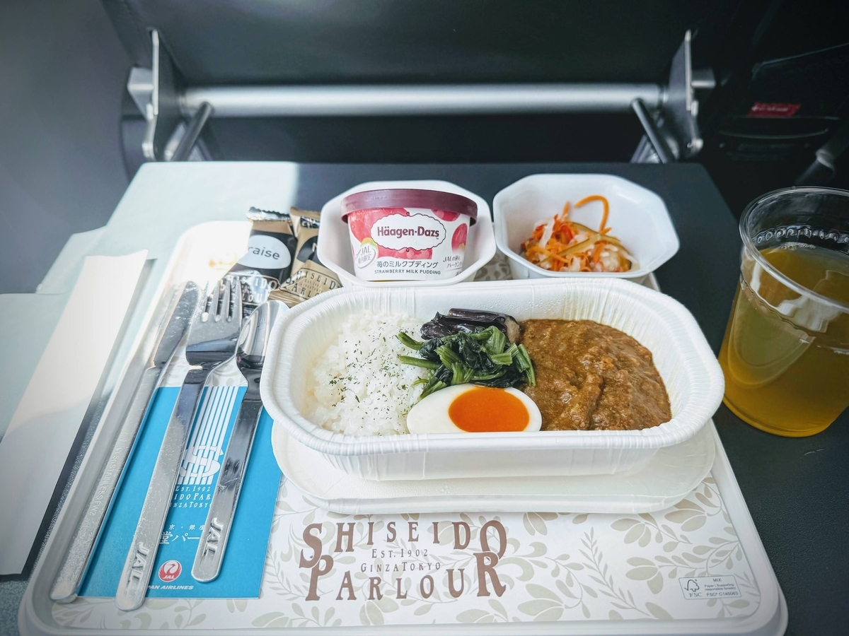 JAL国際線 2025年7月中旬の機内食(羽田→台北、エコノミークラス)