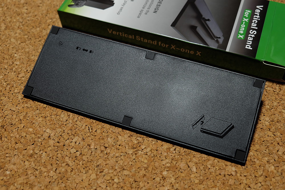 Xbox - XBOX ONE X 本体 ブラック 縦置きスタンド付　4K ULTRA HD Amazon.co.jp: Xbox One X スタンド Xbox One X 縦置きスタンド
