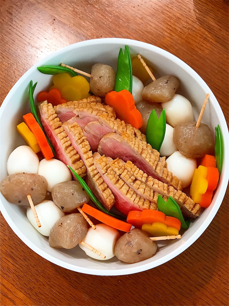 鴨ロース、蒟蒻とウズラの卵、ニンジンの甘煮