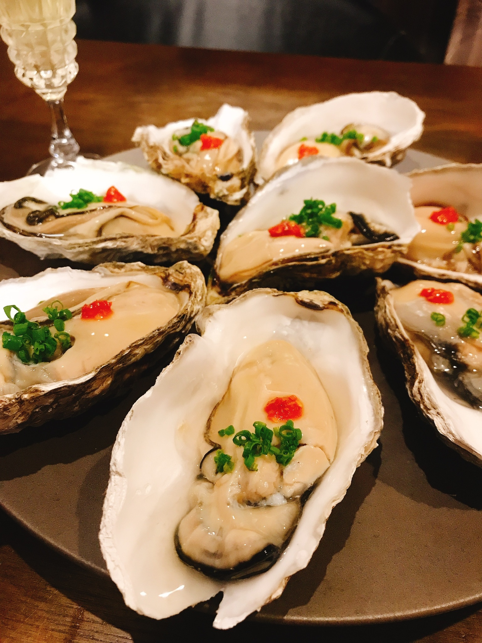 牡蠣, カキ, 開け方, レシピ, 殻つき牡蠣の開けかたと、家で安全においしく食べる方法, オイスター, Oyster, 牡蠣あたる, 生牡蠣