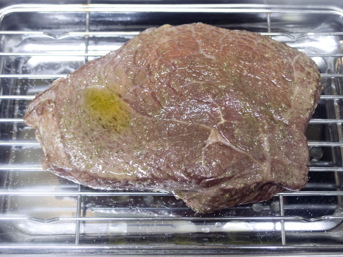 アンガスビーフ, 牛肉, ステーキ, 安い肉, 国産, 輸入, 固い肉, やわらかく, 低温調理, レシピ