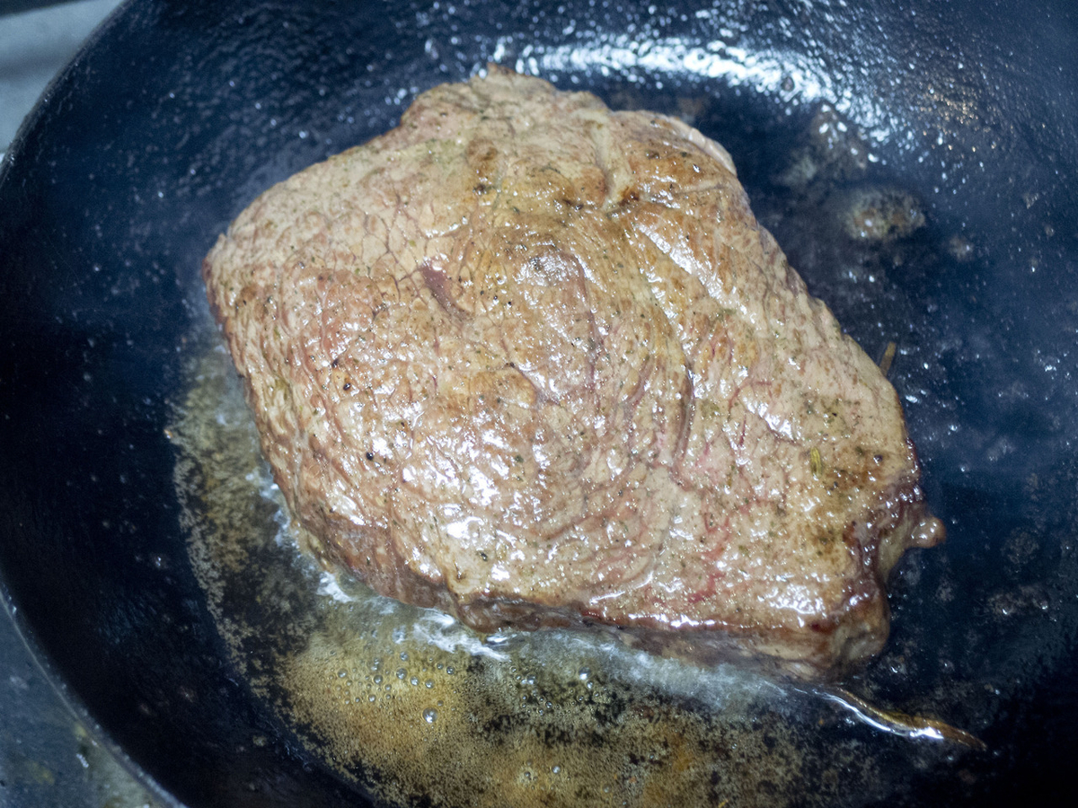 アンガスビーフ, 牛肉, ステーキ, 安い肉, 国産, 輸入, 固い肉, やわらかく, 低温調理, レシピ