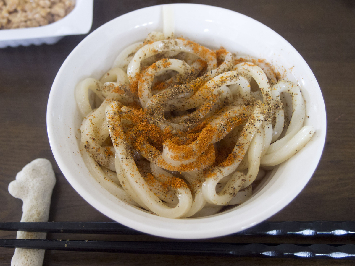 冷凍うどん, カトキチ, テーブルマーク, 朝ご飯, 簡単, 業務スーパー, 卵がけうどん, ラー油, 辛いうどん, デトックス