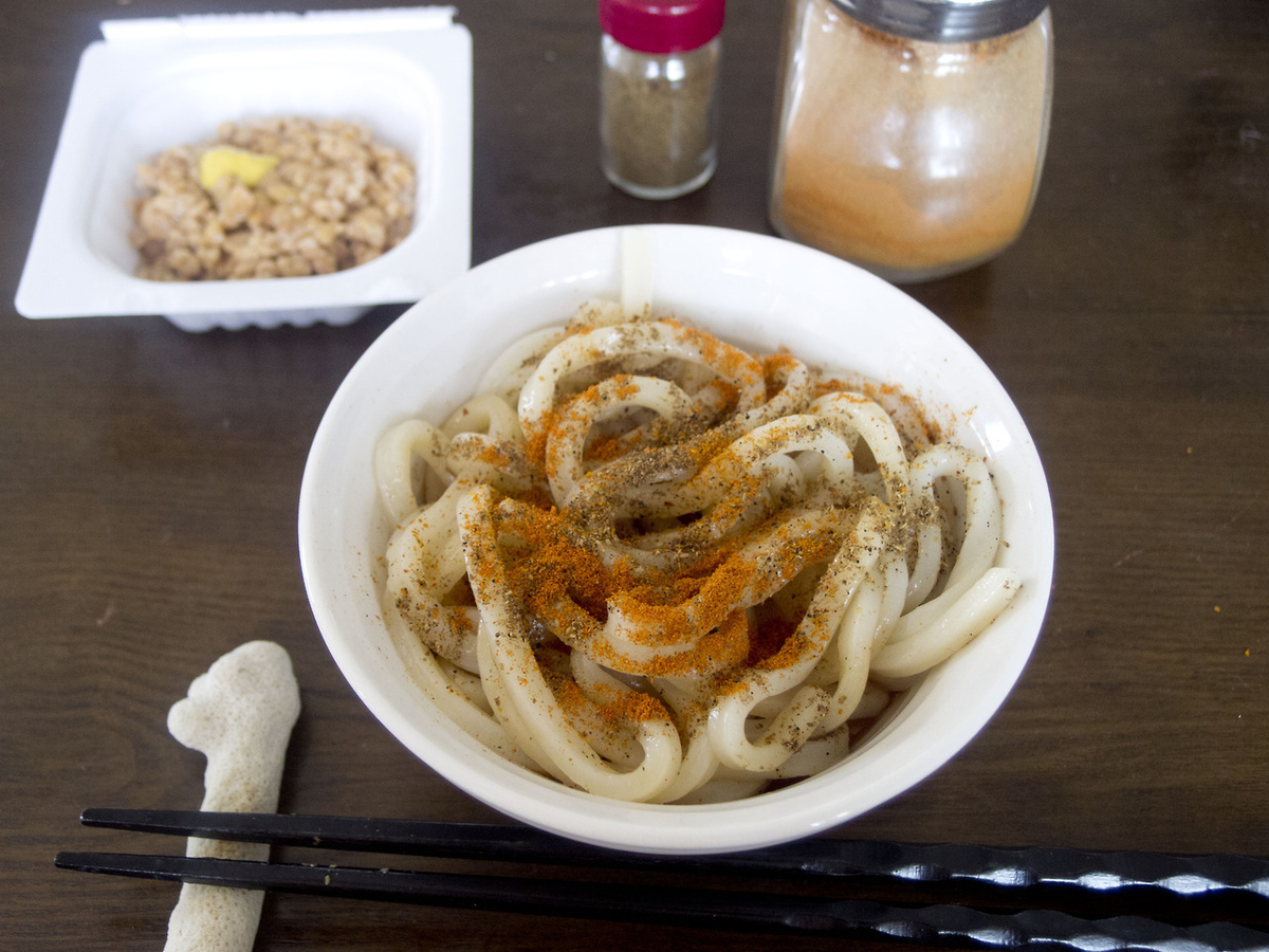 冷凍うどん, カトキチ, テーブルマーク, 朝ご飯, 簡単, 業務スーパー, 卵がけうどん, ラー油, 辛いうどん, デトックス