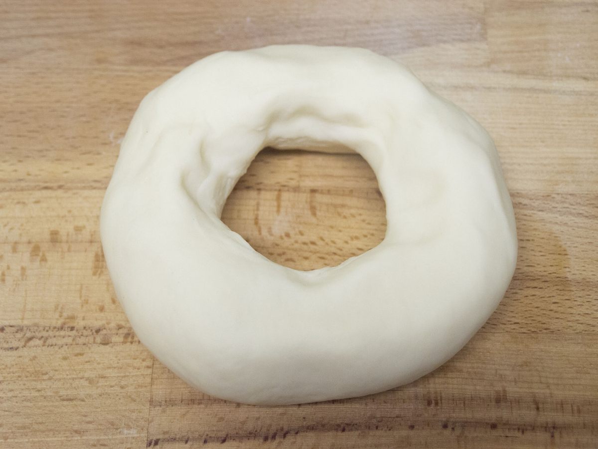 水餃子, 焼餃子, 皮の違い, 餃子の皮, ギョウザの皮, 手作り, 小麦粉, 配合, 作り方, レシピ