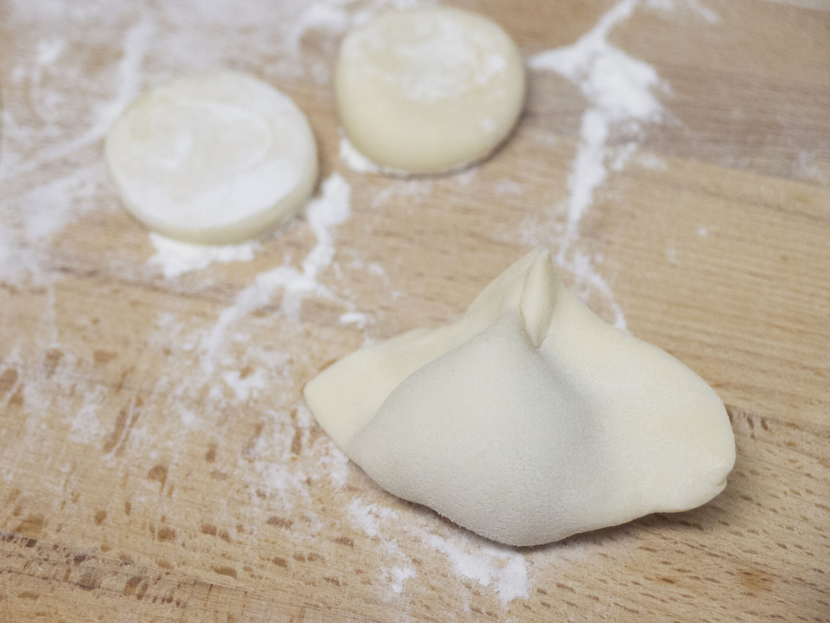 水餃子, 餃子の皮, ギョウザの皮, 手作り, 作り方, レシピ, アレンジ, ココナッツ, 海老