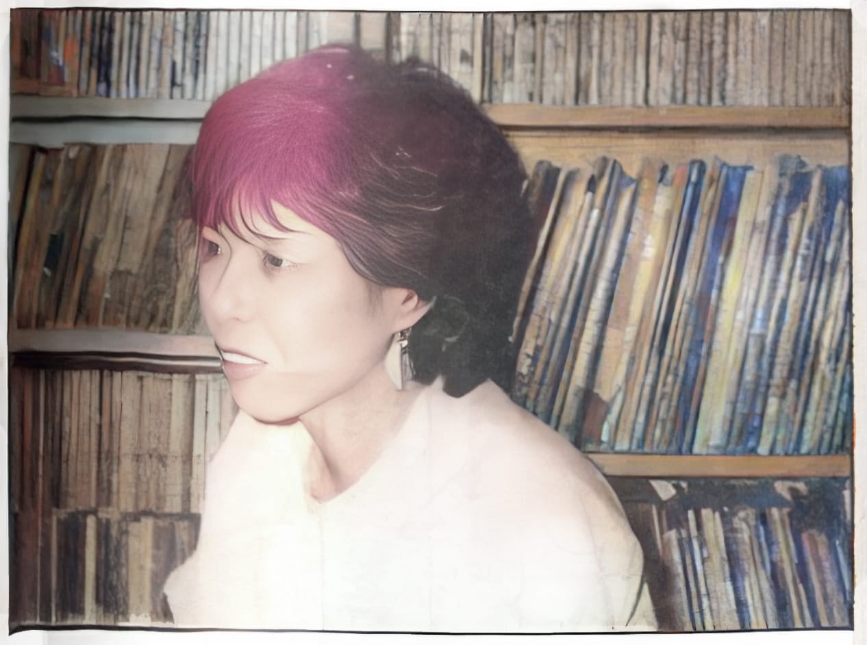 这些80年代的老照片也是一样，能修就修复一下，实在补救不了的，又有何妨