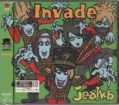 jealkb《Invade》专辑（2011年）普通版、初回版A、B封面插图（3张是共同的插图，但着色不同）