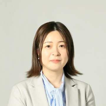 角森 唯子 氏
