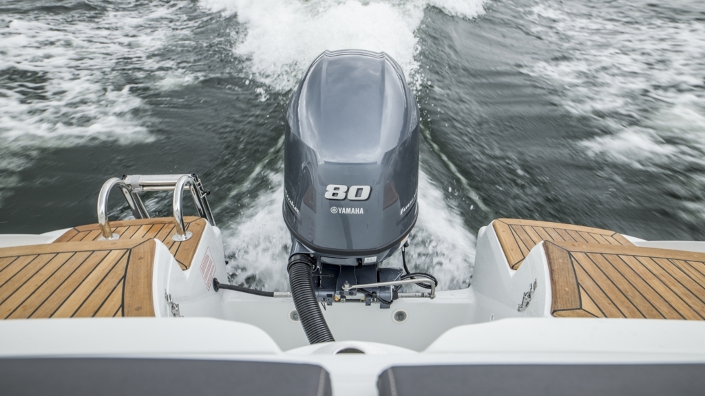 ヤマハ4ストローク船外機ニューモデル「F80D」が発表されました ヤマハ4ストローク船外機ニューモデル「F80D」が発表されました